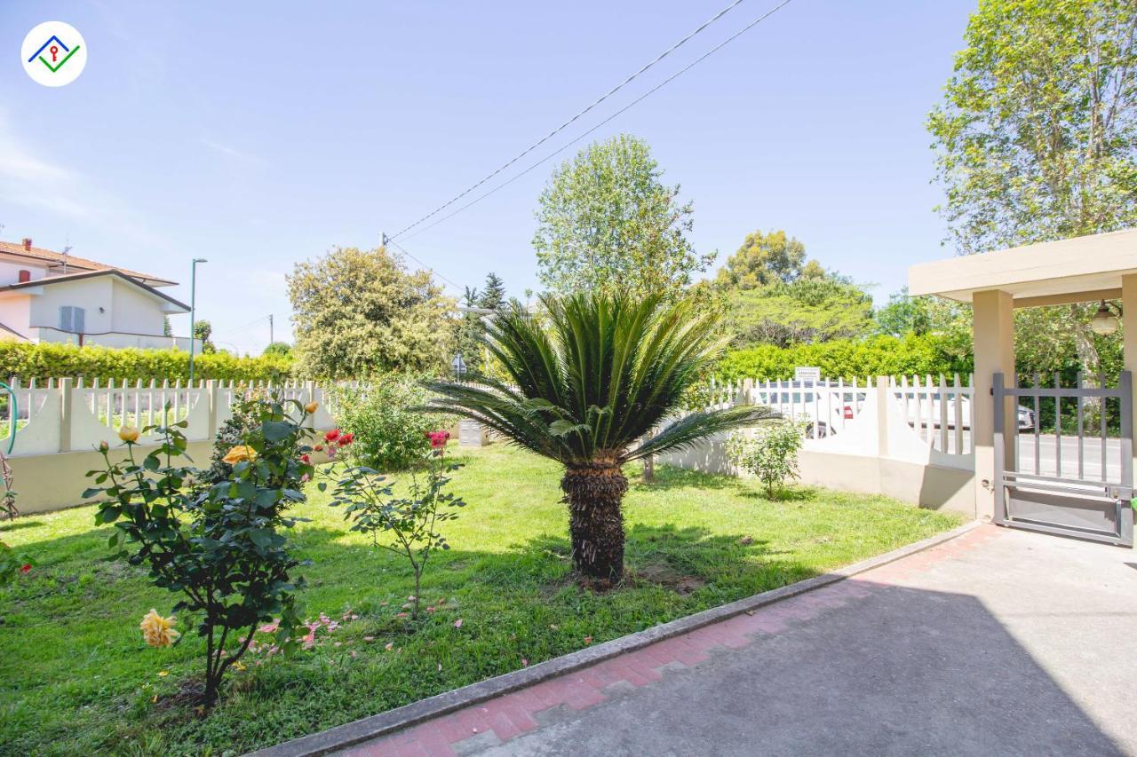 I Pini Apartment Migliarino Pisano Exterior photo